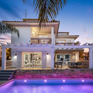  Holiday home Sol Felostal